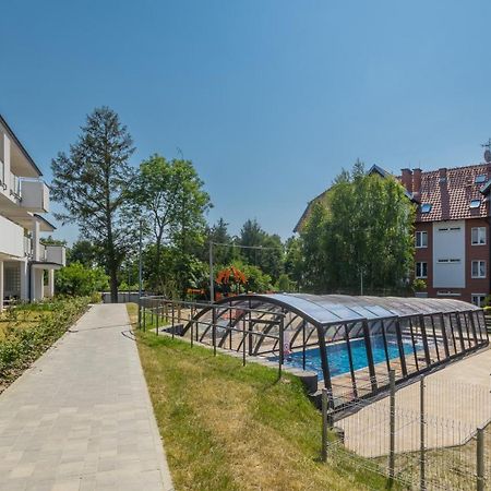 Apartamenty Sun & Snow Baltic Garden Z Basenem I Placem Zabaw Sztutowo Ngoại thất bức ảnh